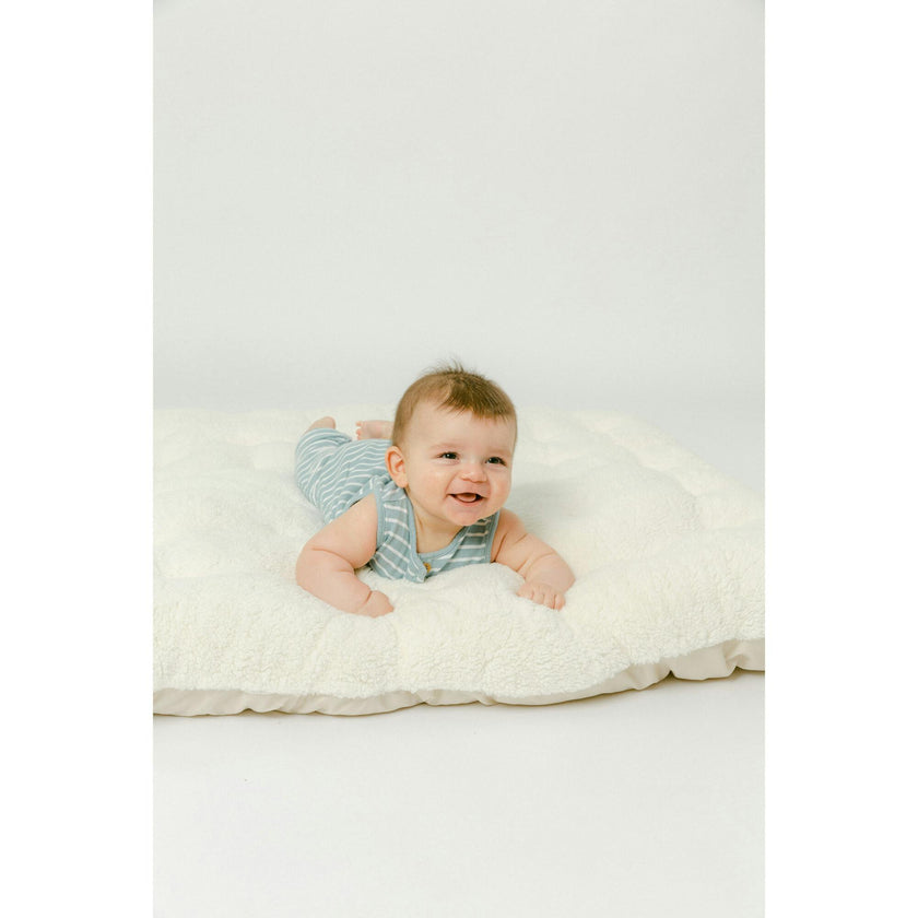 Sherpa Cozy Faux-Fur Play Mattress