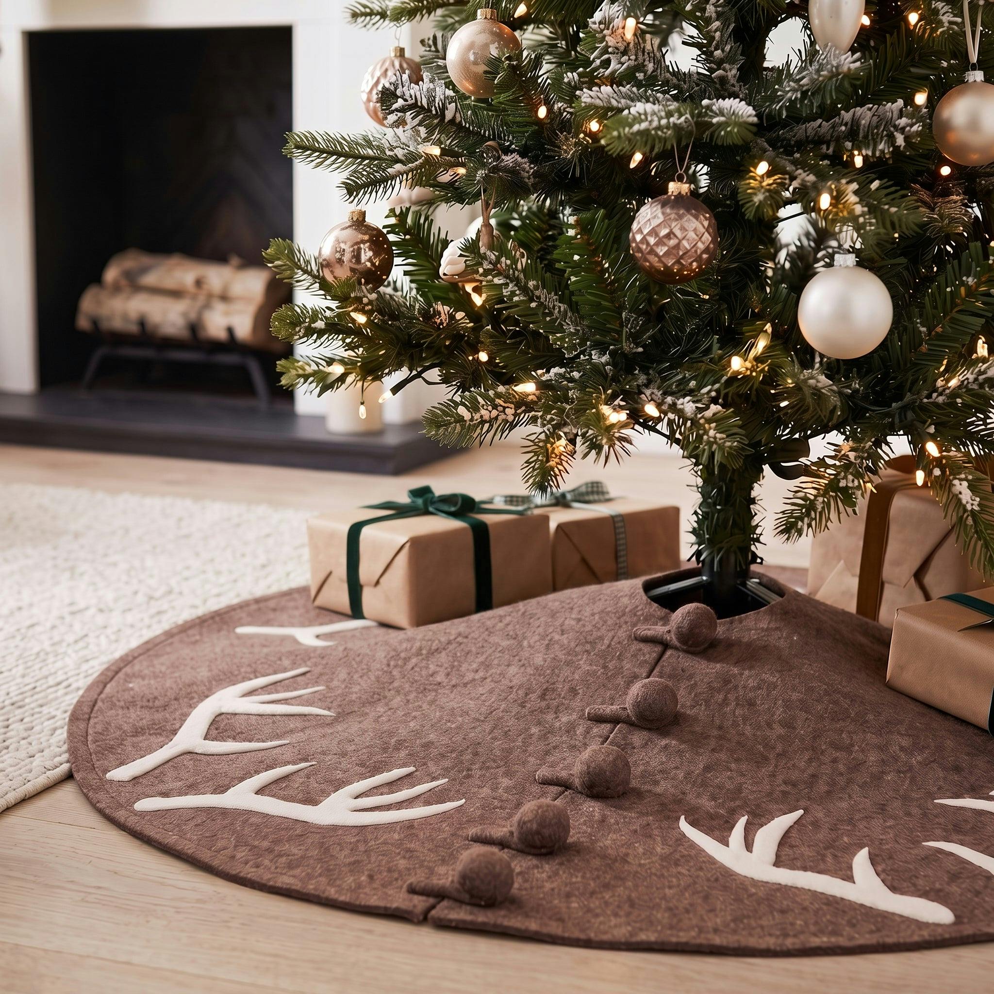 Handmade Felt Antlers Gray Christmas Tree Skirt 60