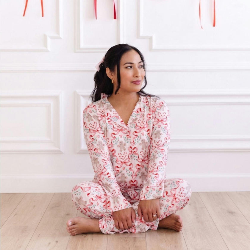 Gingerbread Trellis Christmas Women's Two-Piece Set