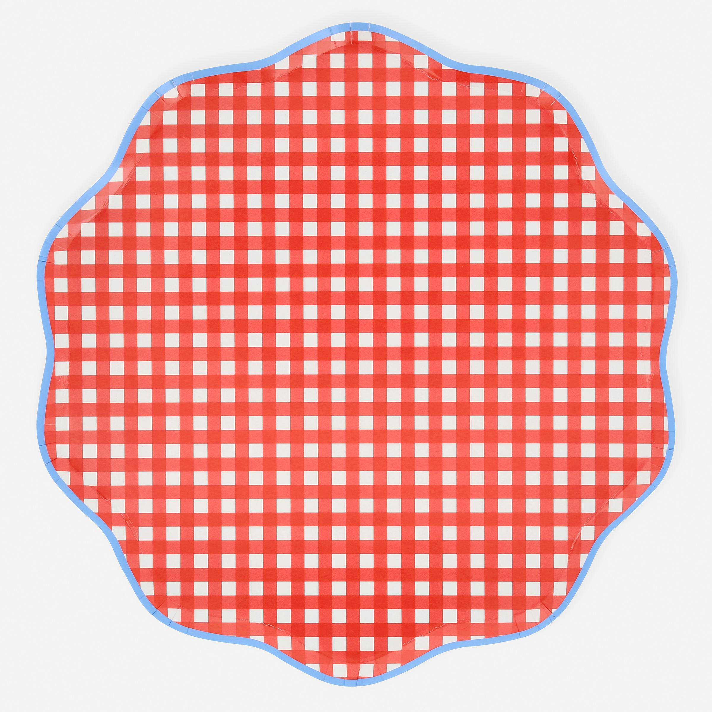 Red Gingham Dinner Plates (x 8)