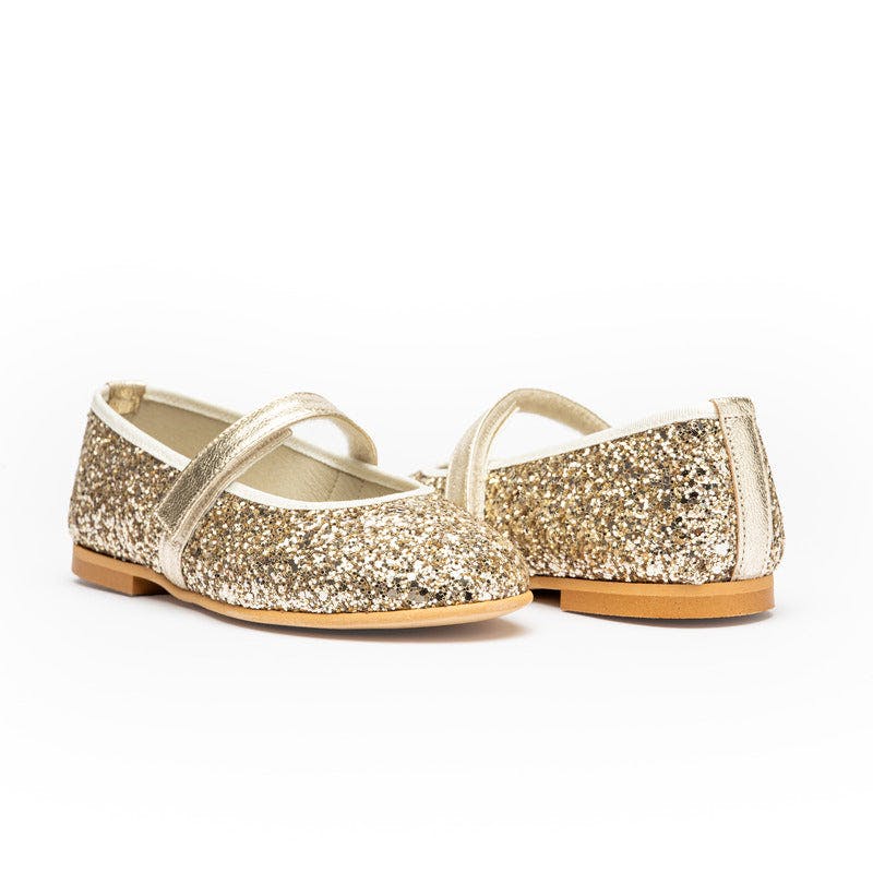 Classic Velcro Strapped Mary Jane Shoes