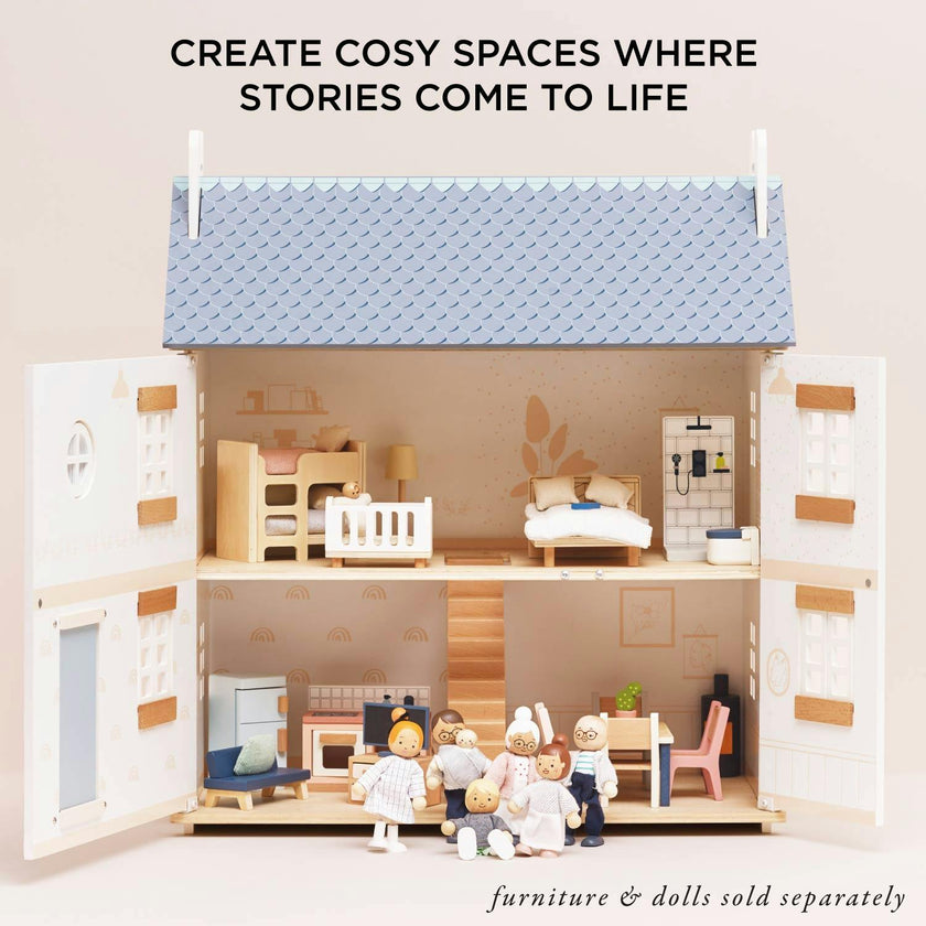 Bay Tree Wooden Dolls House
