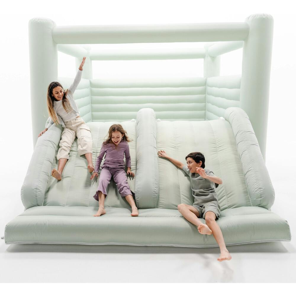 Walled Tumble Bounce House