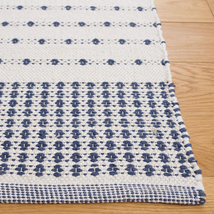 Montauk Dottie Rug, Navy