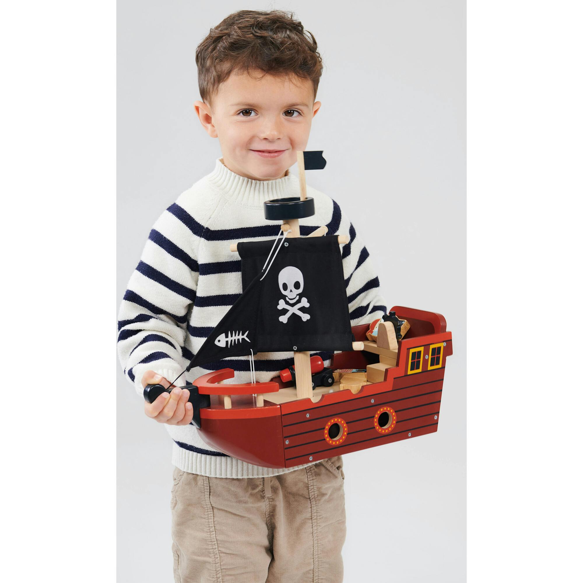 Fishbones Pirate Ship
