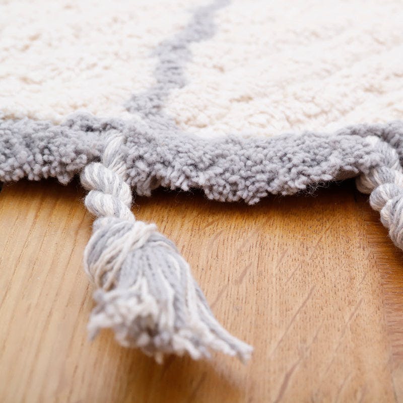 Come Braided Tassel Round Rug