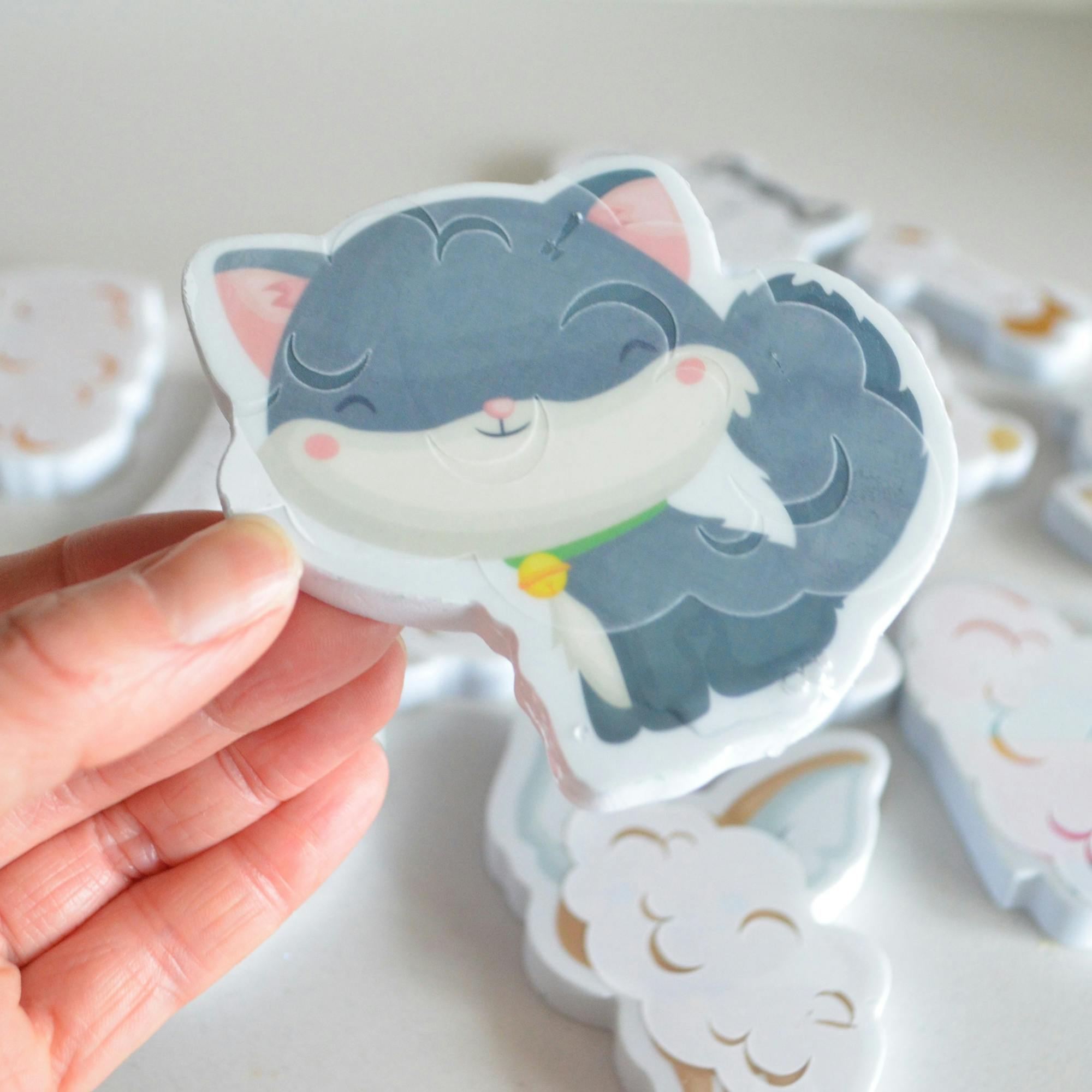 Bath Time: Stickers - Color Changing Muddy Paws