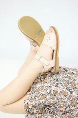 Classic Sandal with Scallop