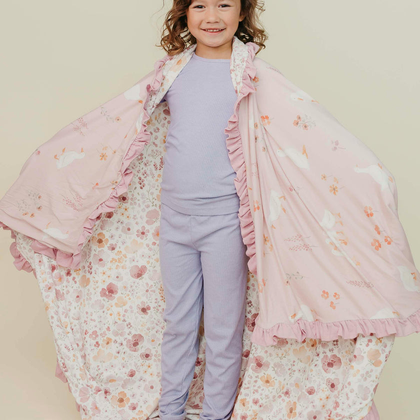 Ruffled Jumbo Quilt - Gigi