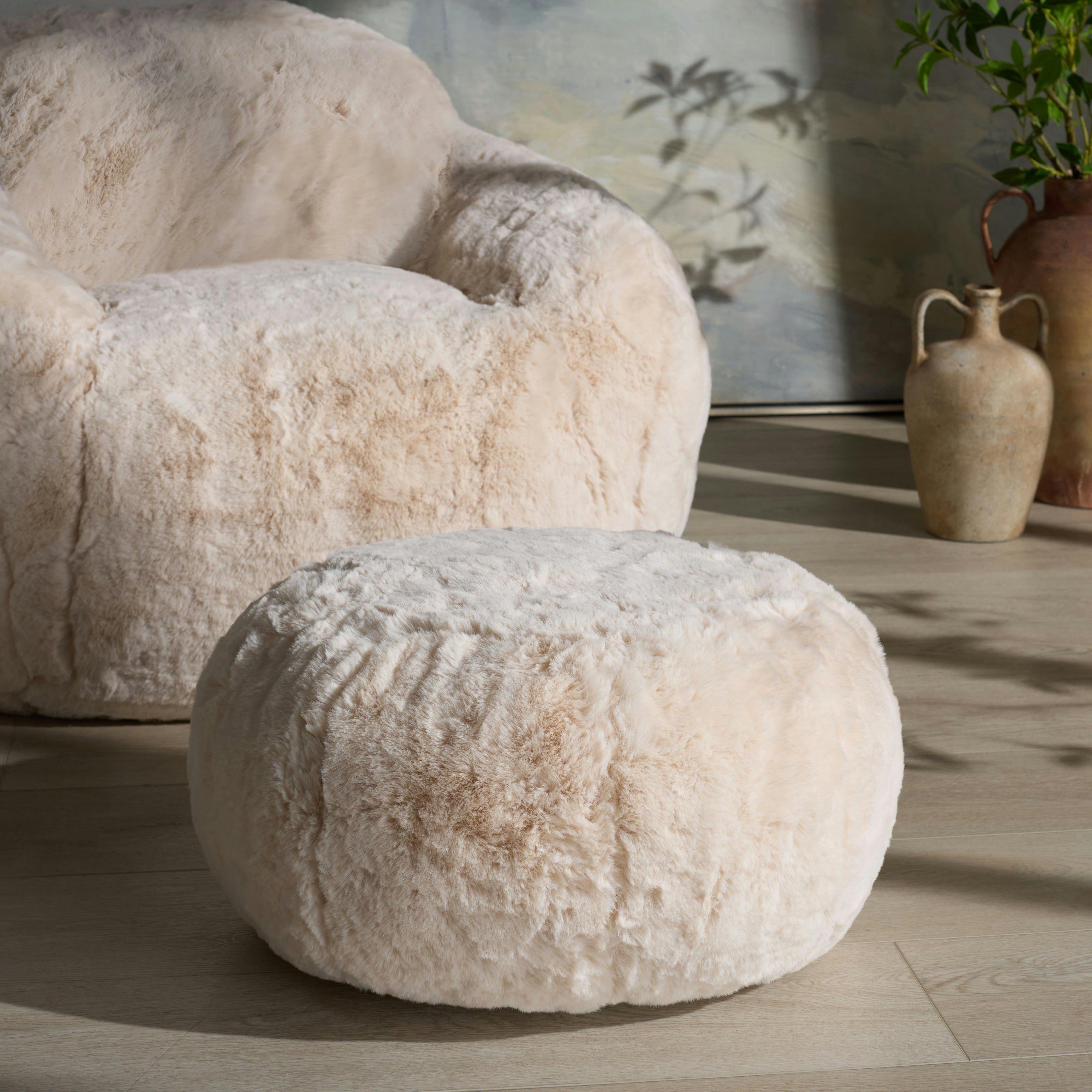 Gracelina Round Pouf