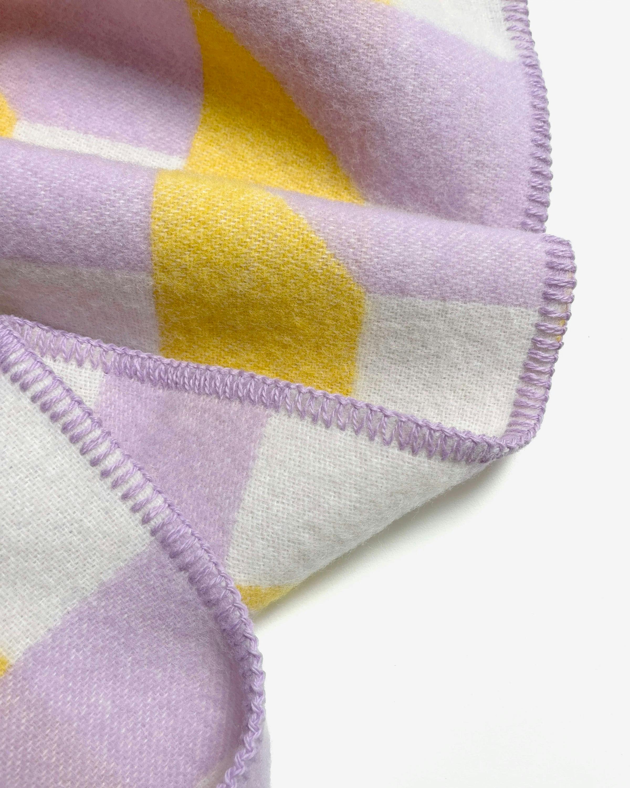 Blanket CUBICS Lilac / Sun Print 4.25 x 6.5ft