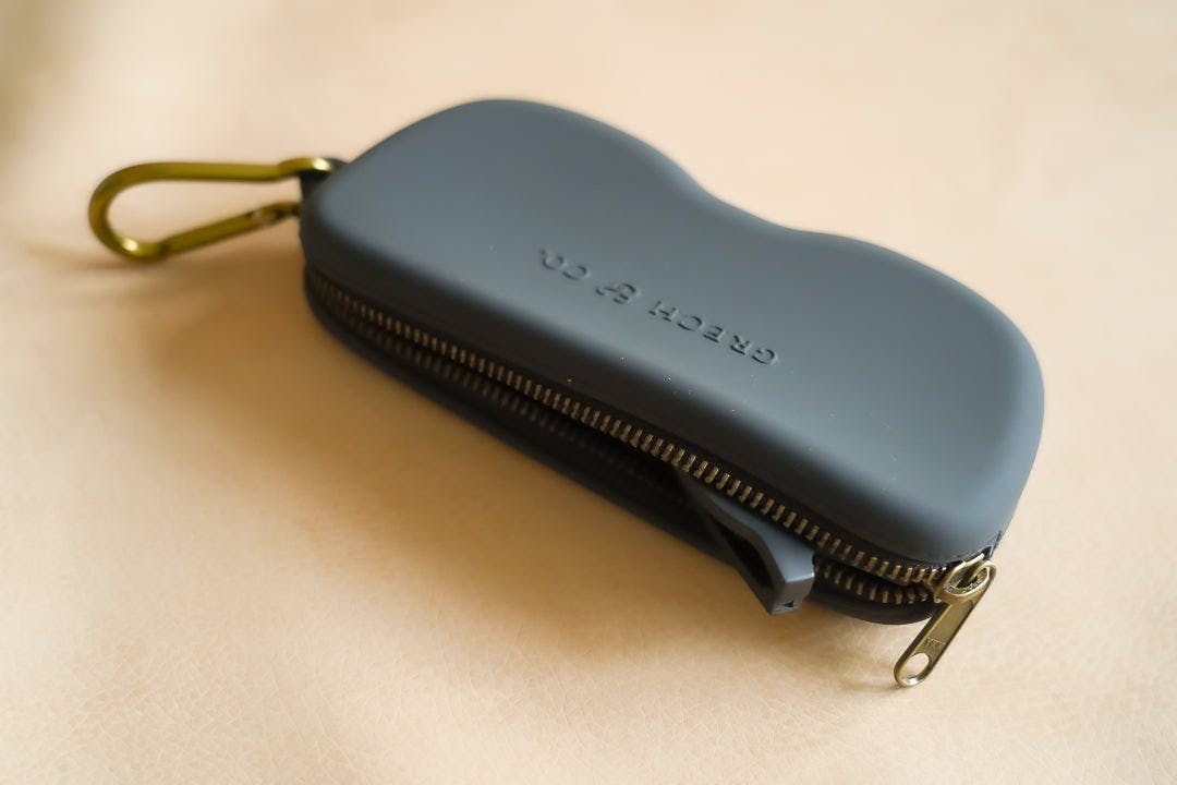 Zip + Go Case | Black