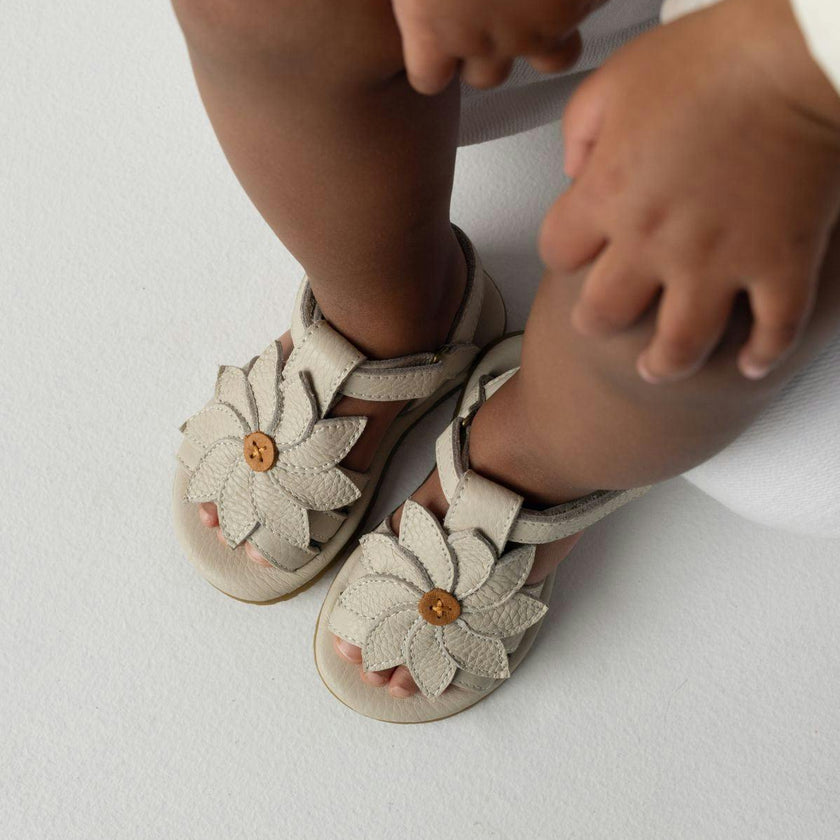 Tuti Fields Daisy Leather Sandals