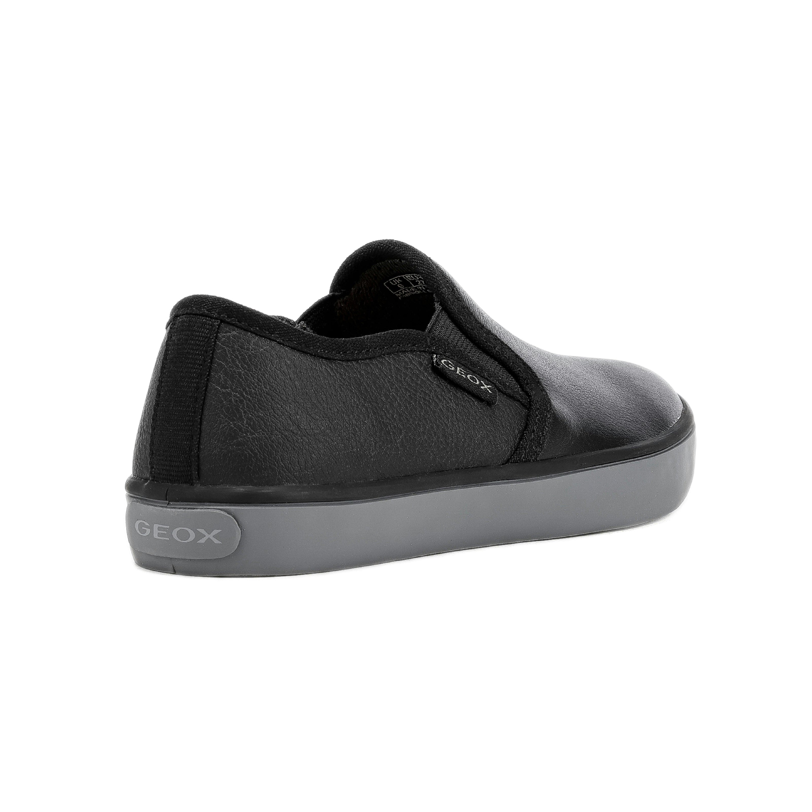 Black Kilwi Sneaker