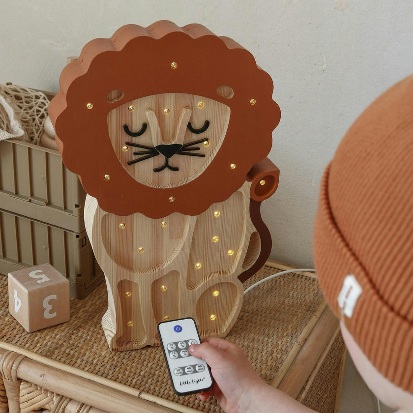 Little Lights Lion Lamp