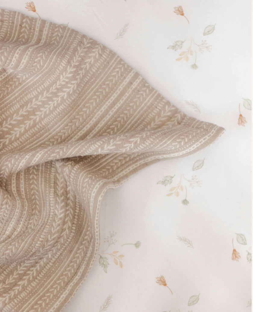 Willow Dainty Leaf Cotton Fitted Crib Sheet