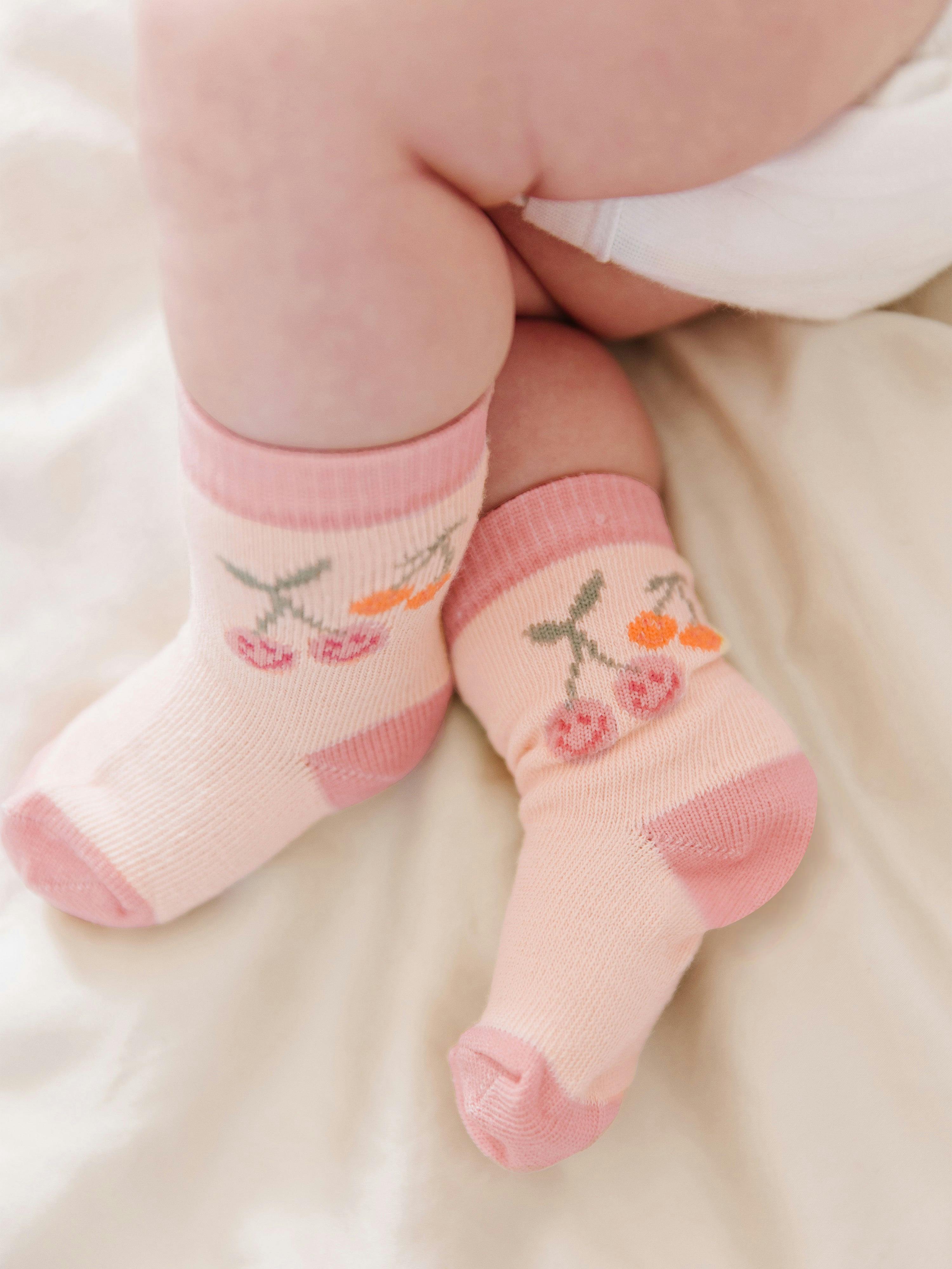 Baby Socks Trios With Zipper Wash Bag