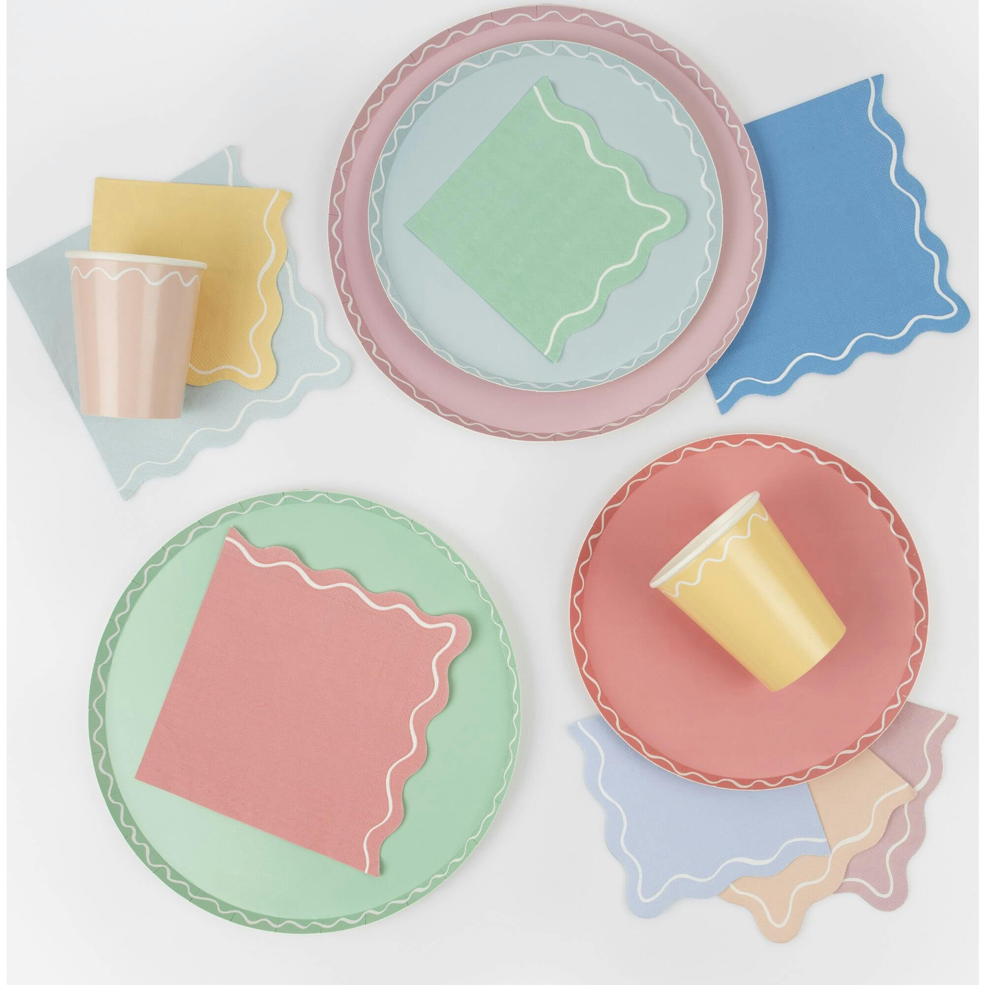 Mixed Wavy Line Side Plates