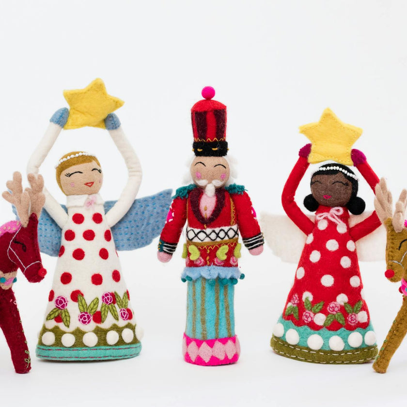 Mantel Topper