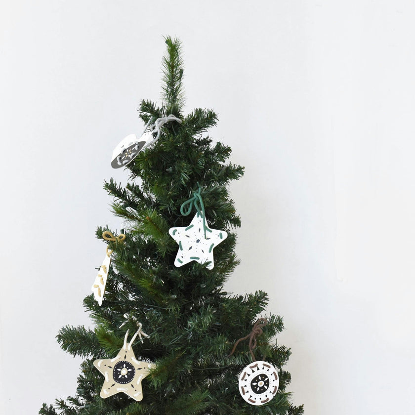 Lacing Ornaments