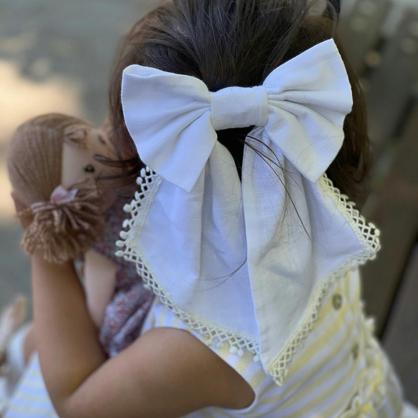White Jaylin Hair Bow