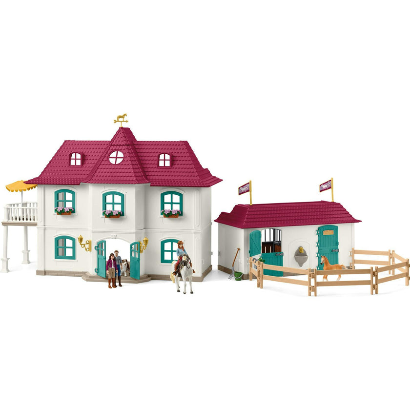 Club: Lakeside Country House & Stable