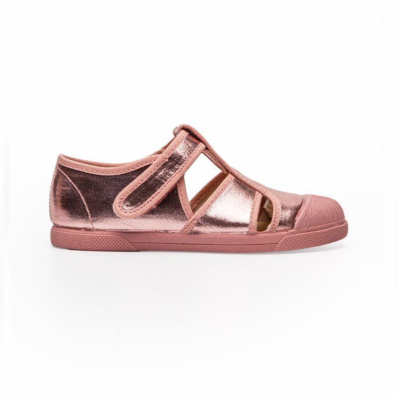 Riley Pink
