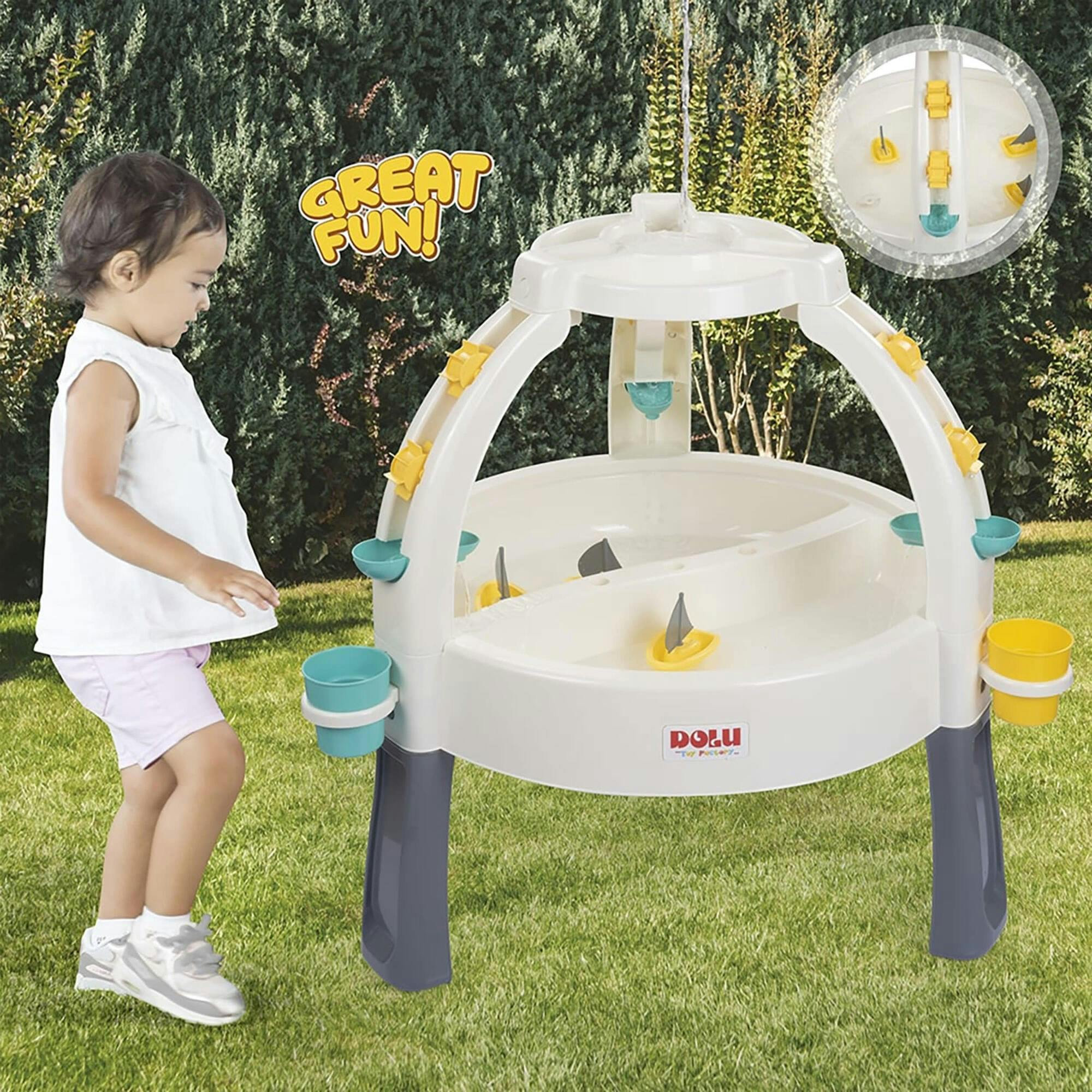 Dolu: Fun Fountain Water Table: White