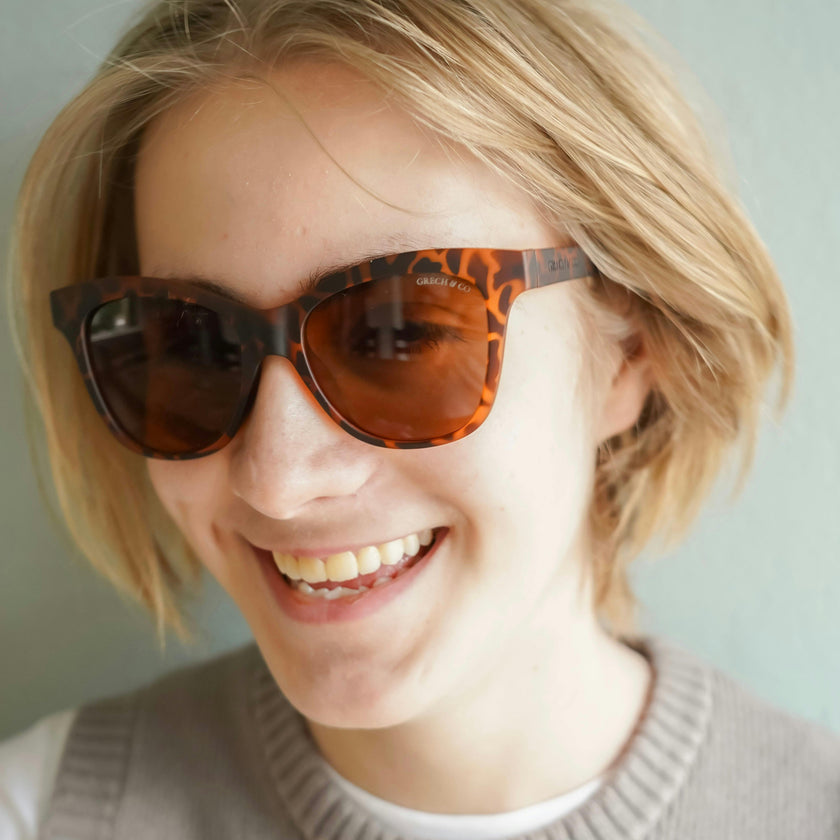 Iconic Wayfarer Ombre  | Polarized Sunglasses | Adult | 15+ Y
