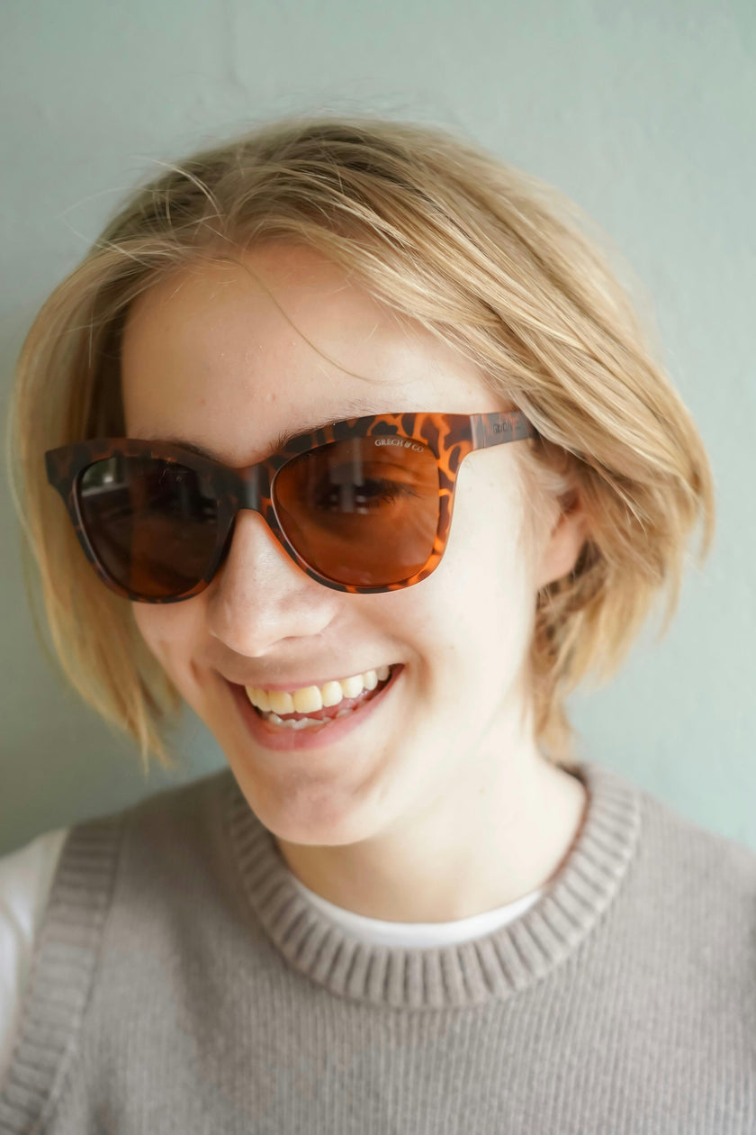 Iconic Wayfarer Ombre  | Polarized Sunglasses | Adult | 15+ Y