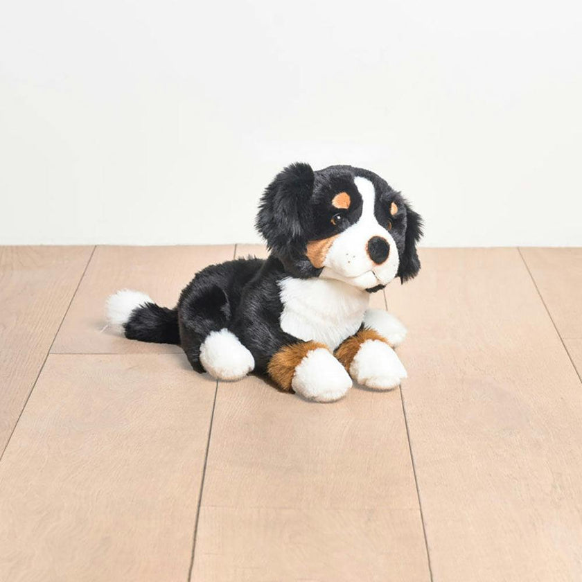 LA PELUCHERIE My Dog Ferdinand - Small Laying 28cm