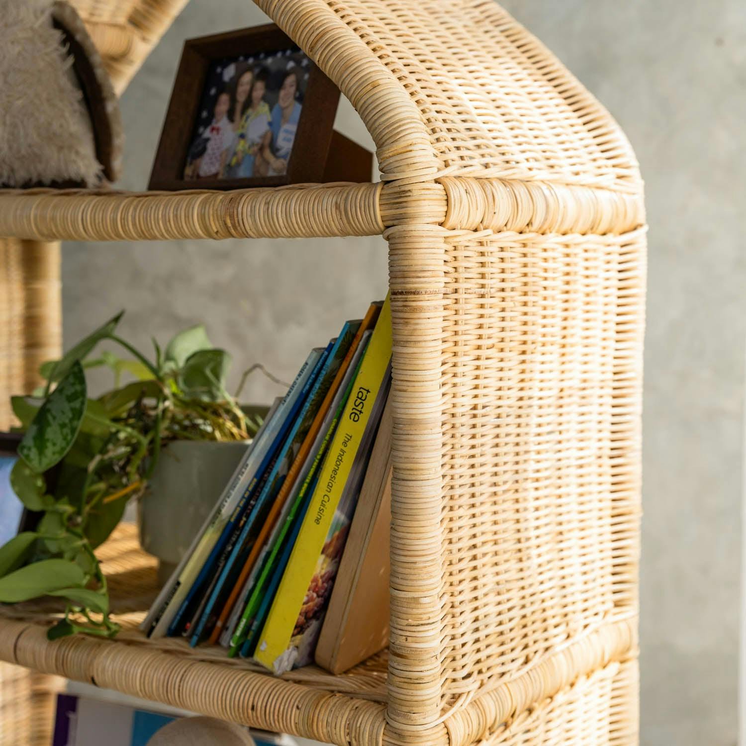 Handcrafted - Alaya House Shelf - Rattan Wicker