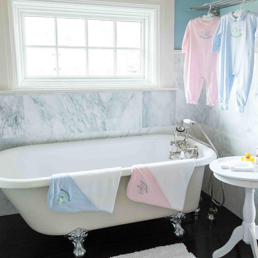 Stripe Knit Towel Set With Rocking