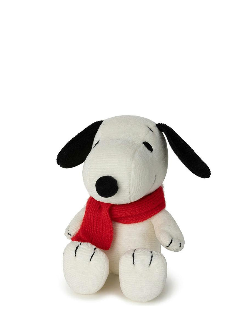 Snoopy With Scarf - 7"