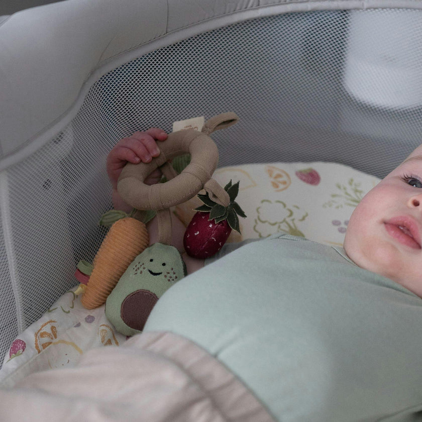 Clementine Fruits & Veggies Soft Plush Activity Ring