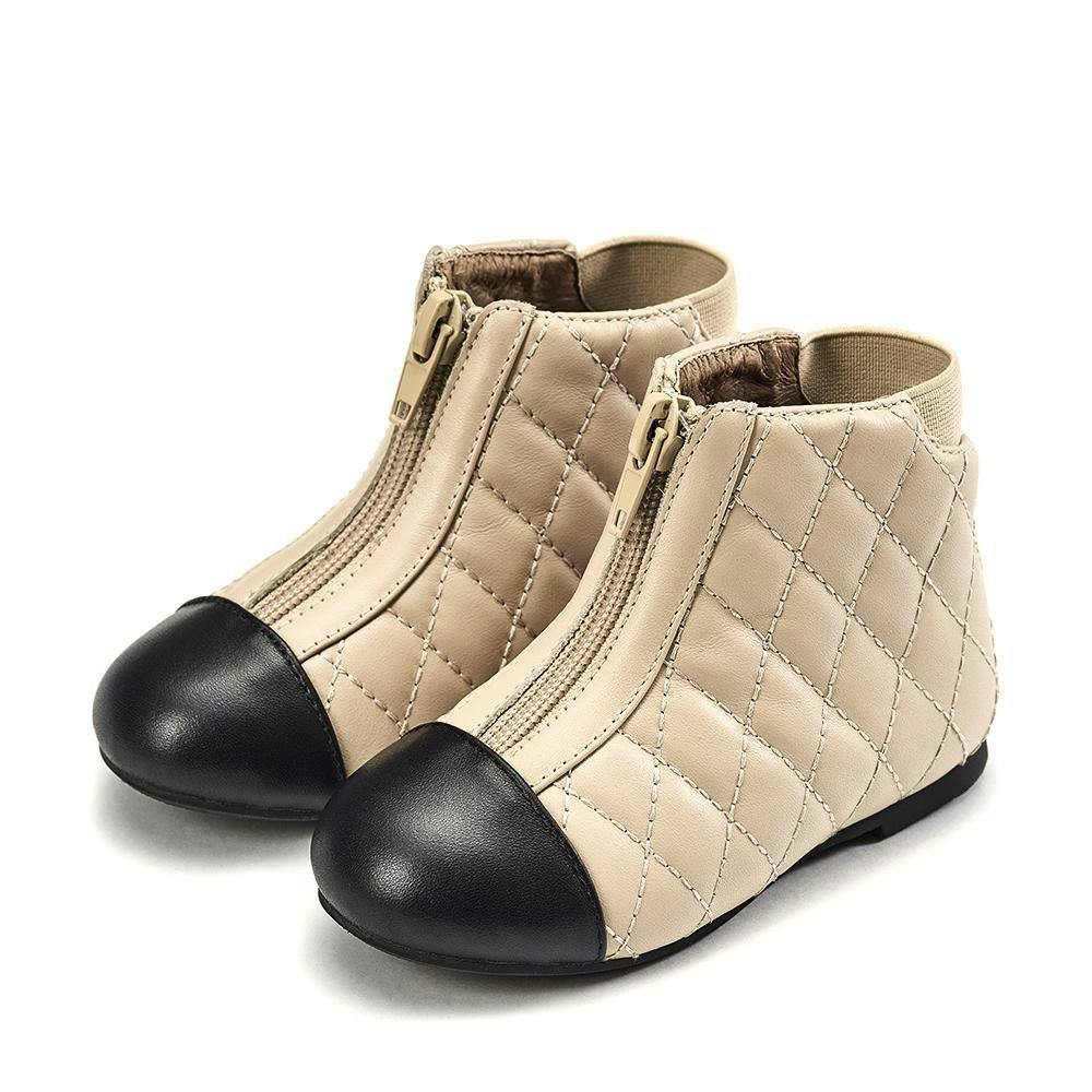 Nicole Boot