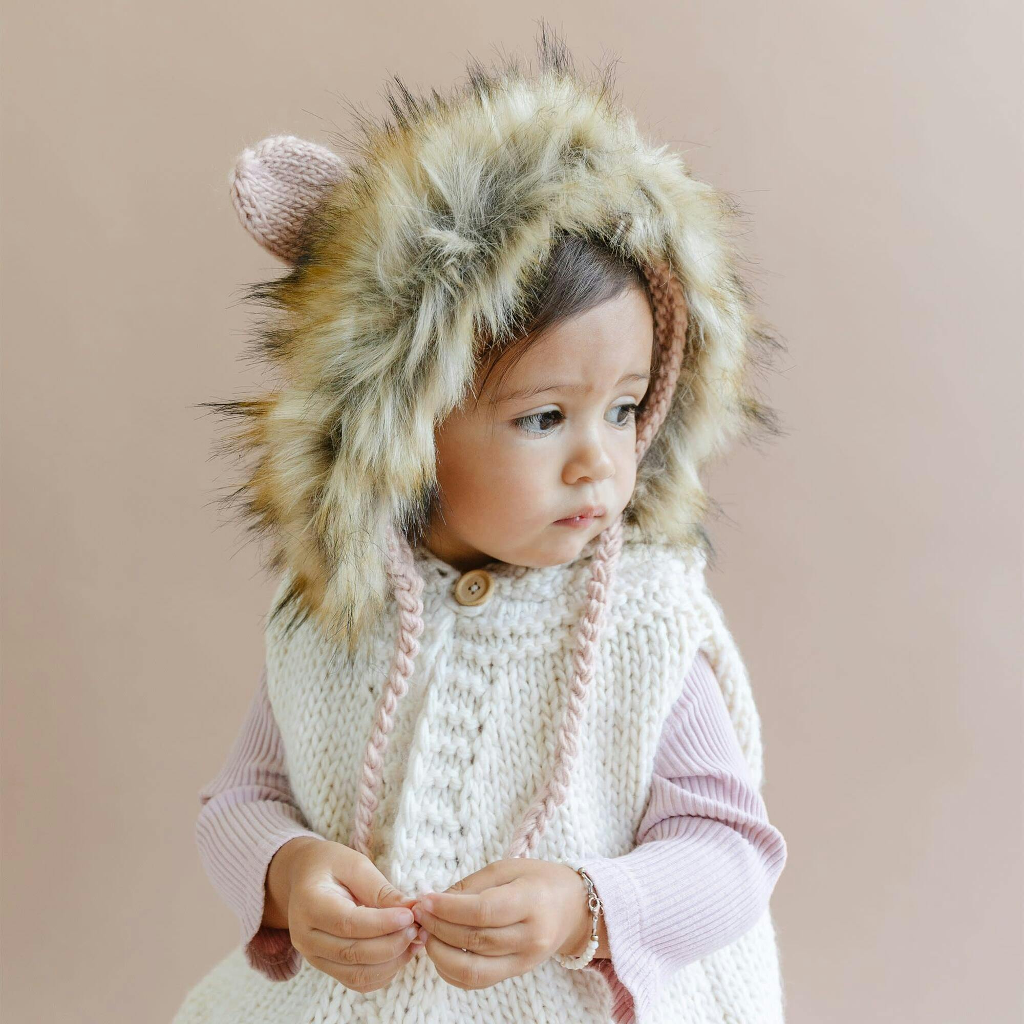 Poncho with hood, Blush