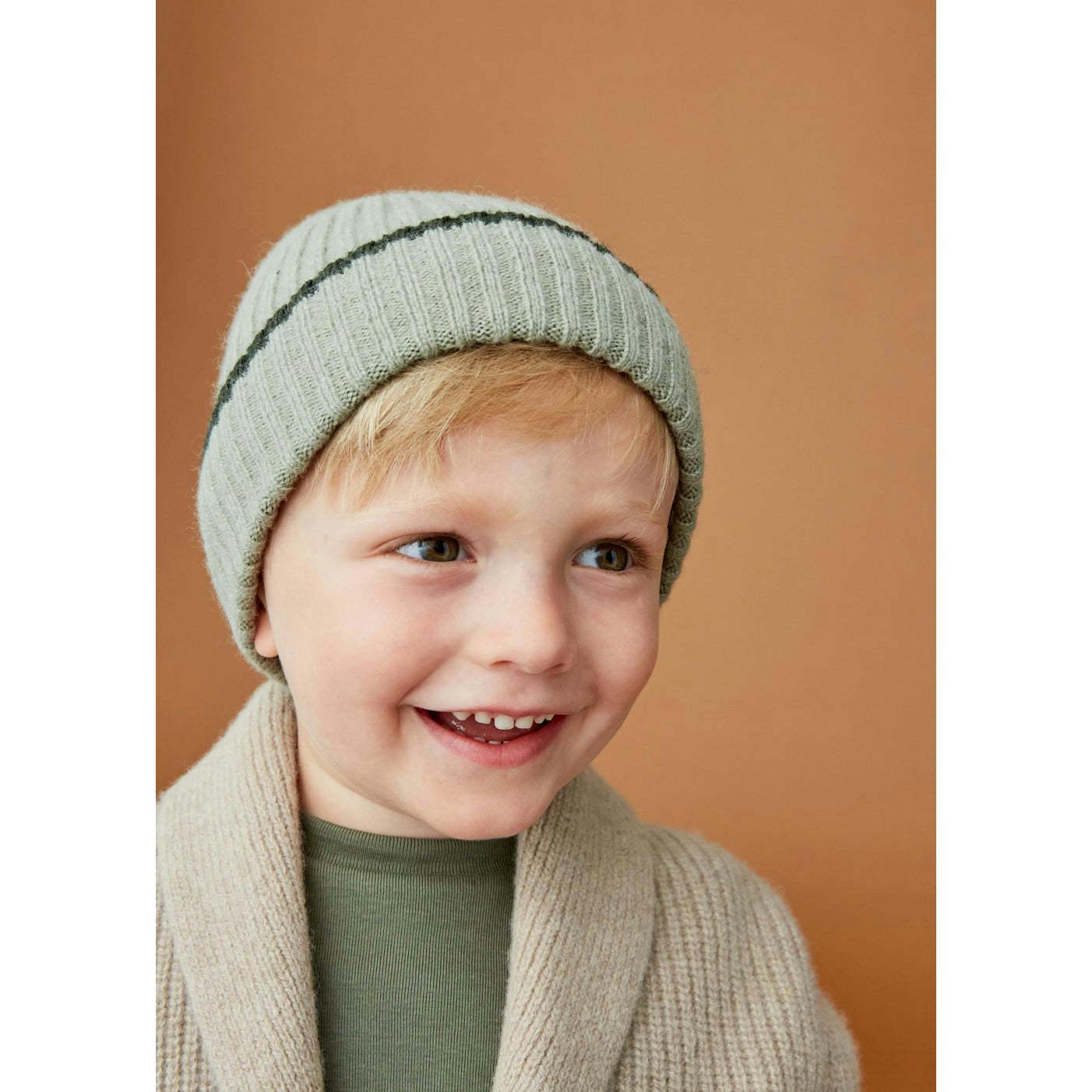 Merino Cashmere Ribbed Rolled-Up Beanie