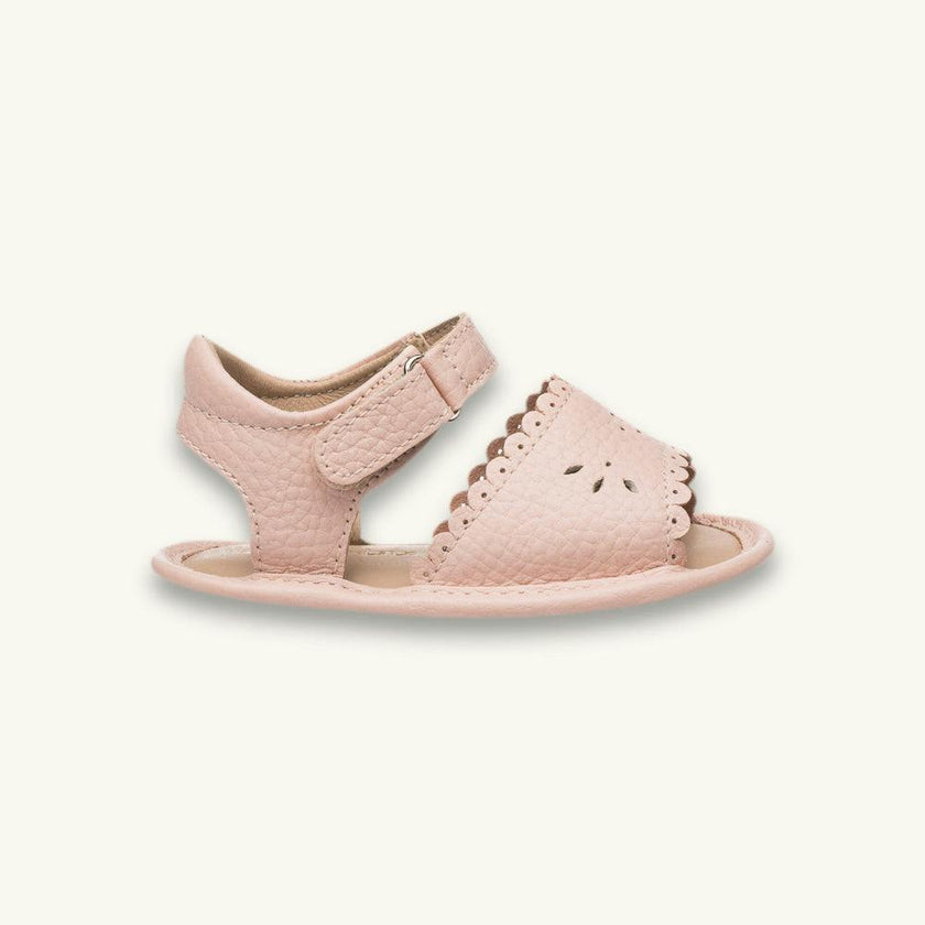 Baby Scallop Sandal | Pink Leather