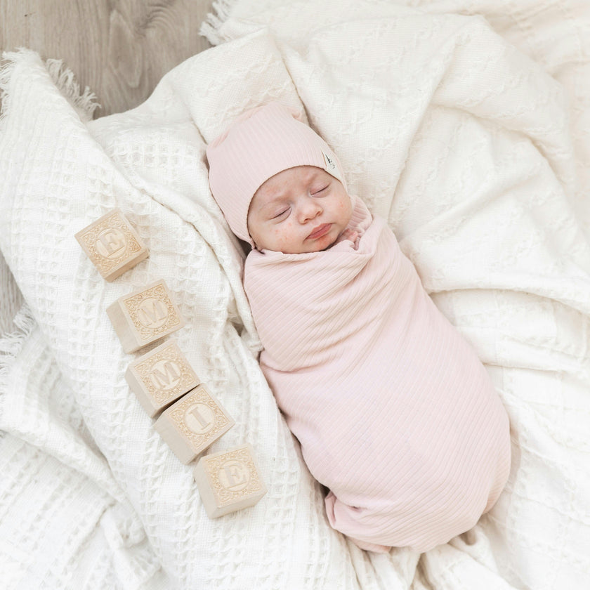 Bebe Bella Ribbed Blanket & Hat Set