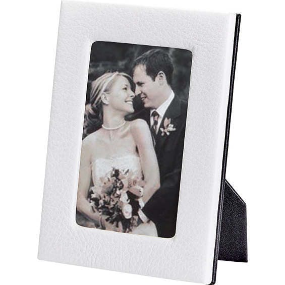 4" x 6" Pebble Grain Leather Frame