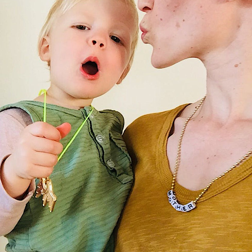 MOTHER NECKLACE