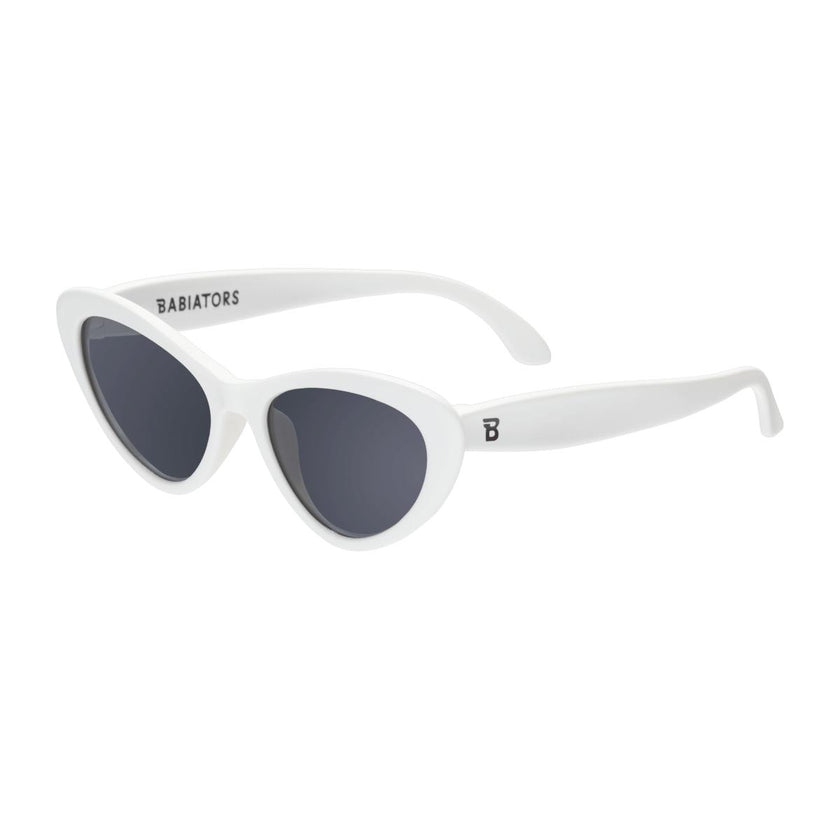 Wicked White Cat-Eye I Smoke Lenses