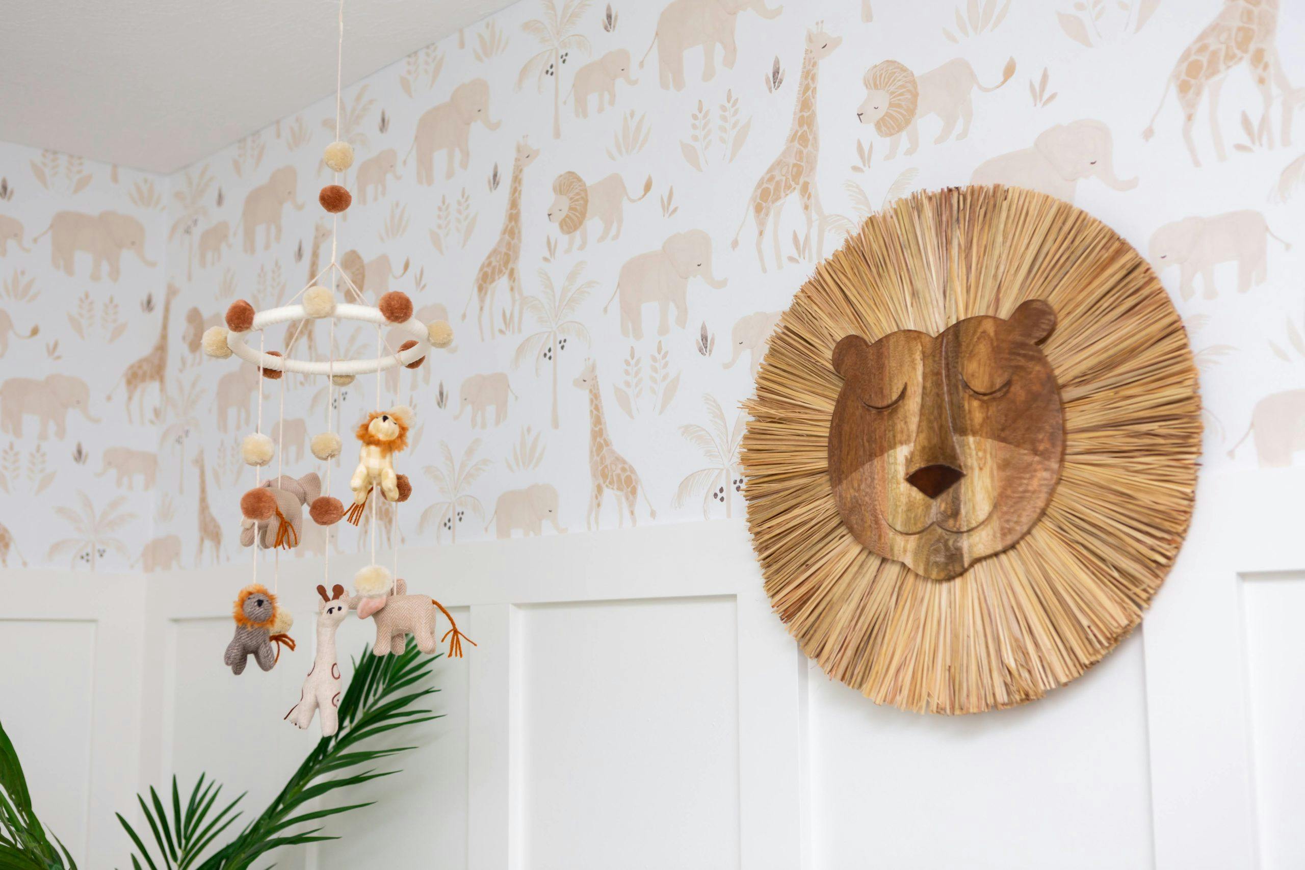 Kendi Safari Animal Nursery Wallpaper