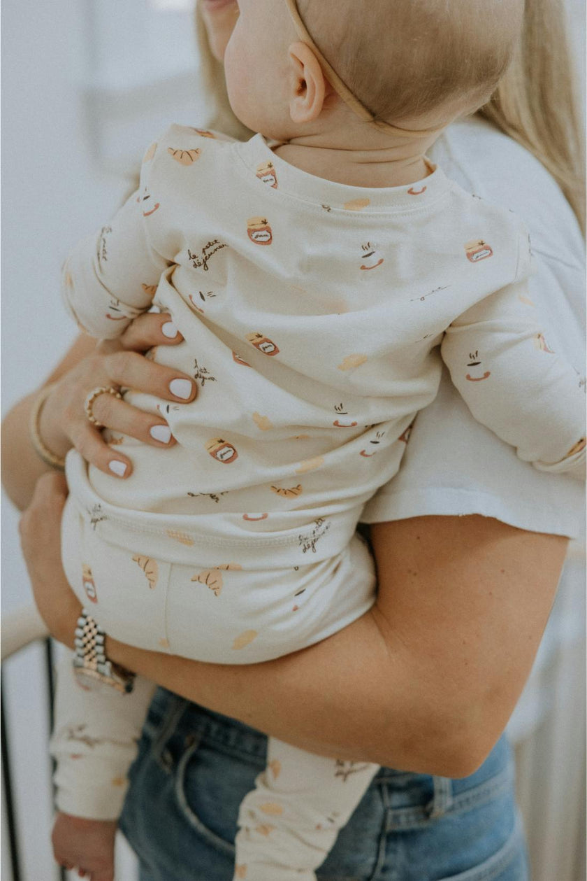 Modal Pajama Set in Petit Déjeuner