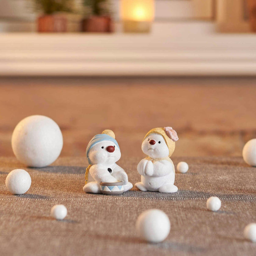 Thamias & Tida Snowmen