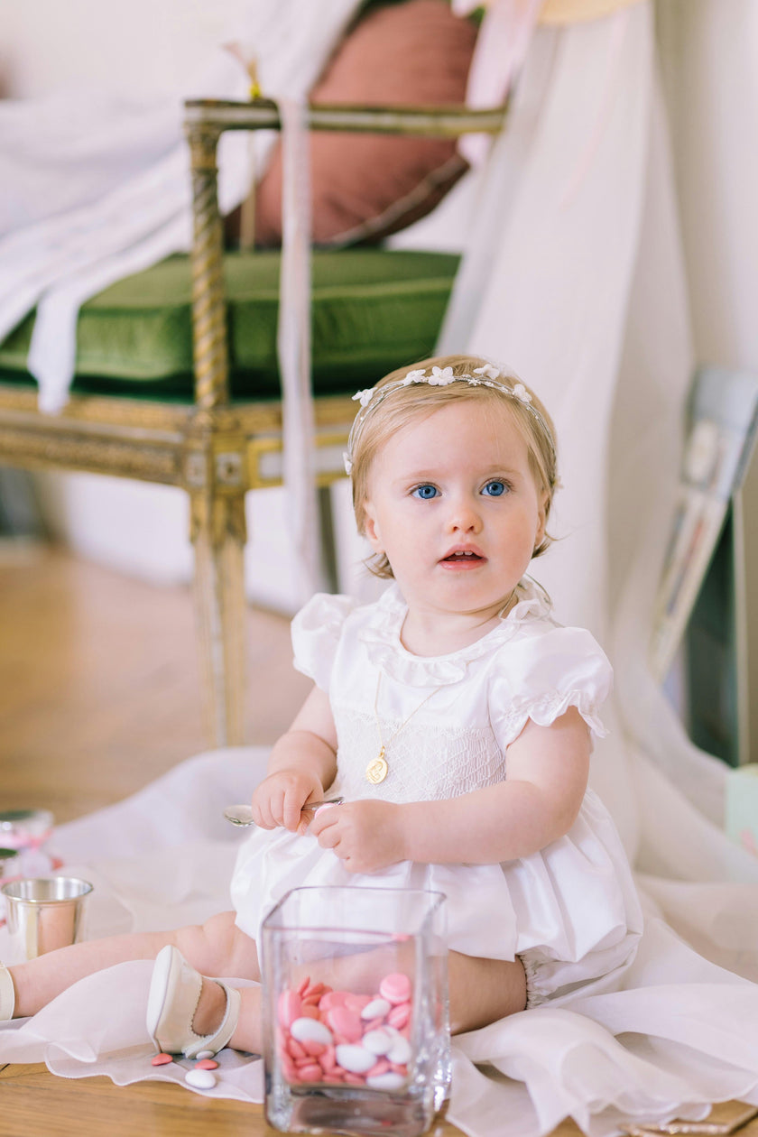 Colombe White Silk Ceremony Baby Bubble