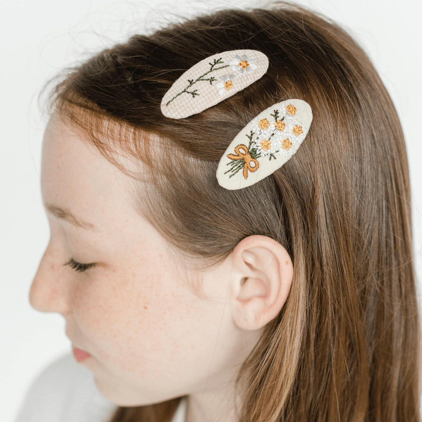 Embroidered Bouquet Hair Clip Set