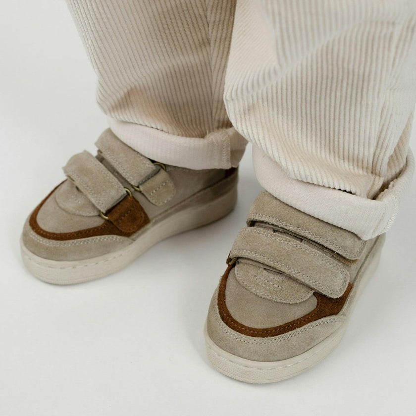 Pinou Sneakers | Bear | Taupe Suede