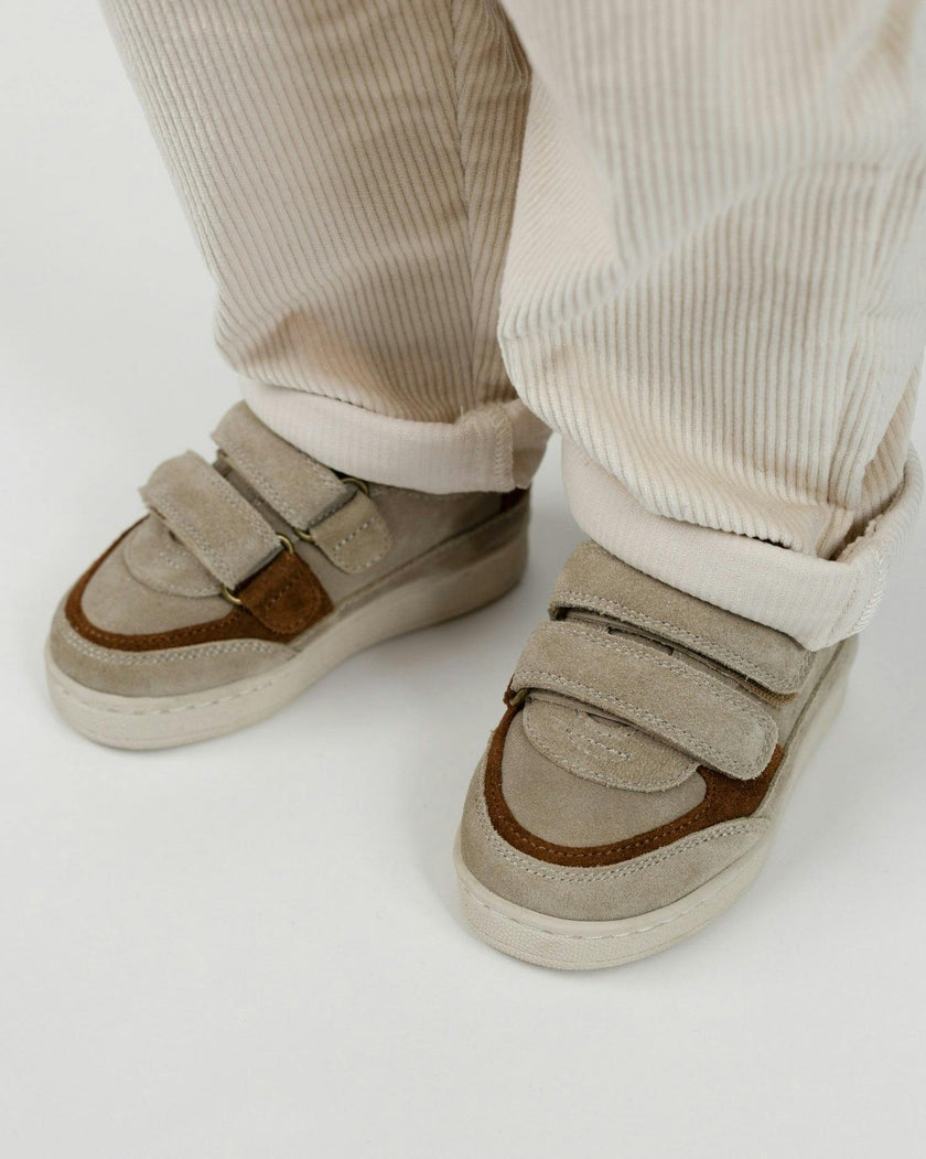 Pinou Sneakers | Bear | Taupe Suede